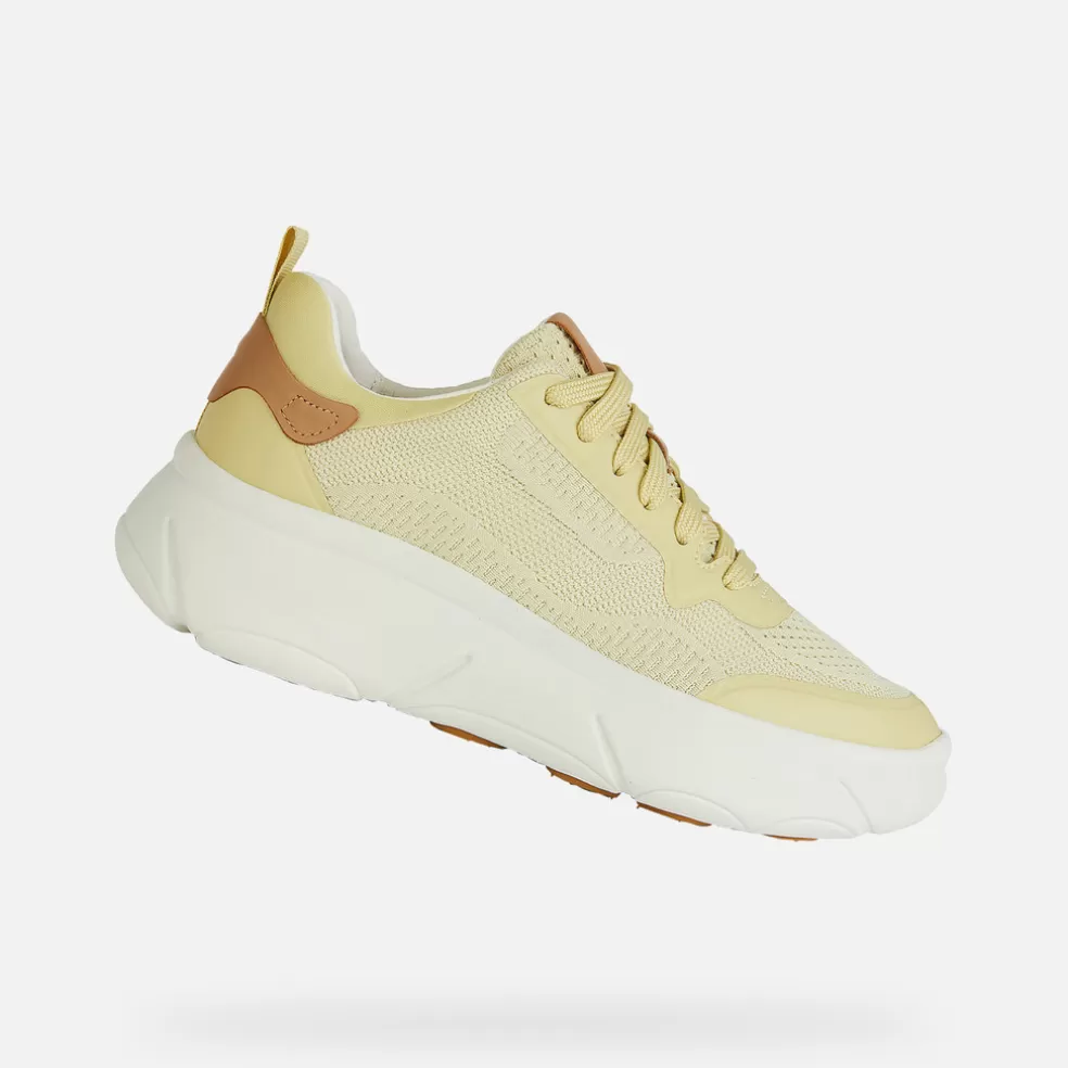 Geox NEBULA 2.0 X MULHER - SNEAKERS de mulher amarelo claro Fashion